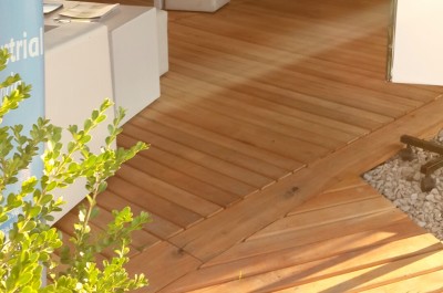 DECKS